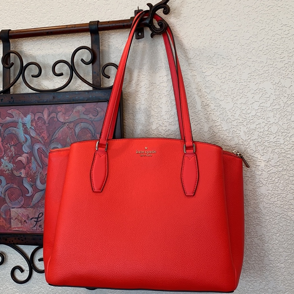 ♠️NWT KATE SPADE Lg triple comptmnt tote, geranium
